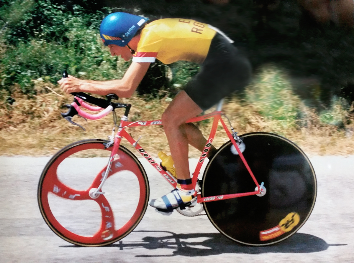 1991, Pantani sulla bici costruita da Walter Dosi